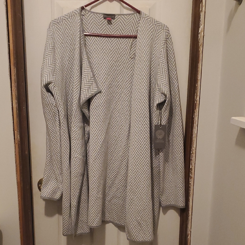 Vince Camuto Gray Chevron Cardigan